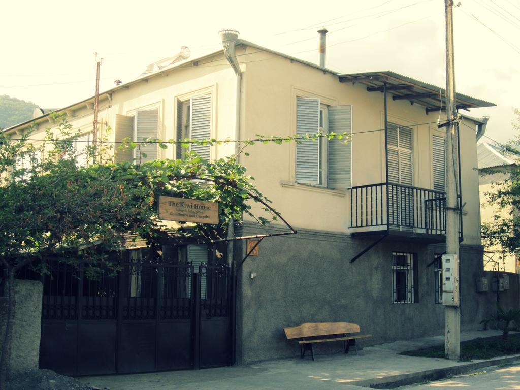 The Kiwi House Ξενοδοχείο Lagodekhi Εξωτερικό φωτογραφία